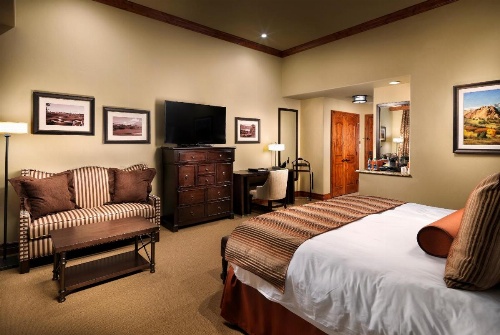 The Lodge At Flying Horse image 30